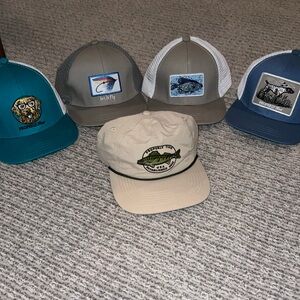 Lot of Properly tied summer fishing hats 🎣 Size youth 3-7